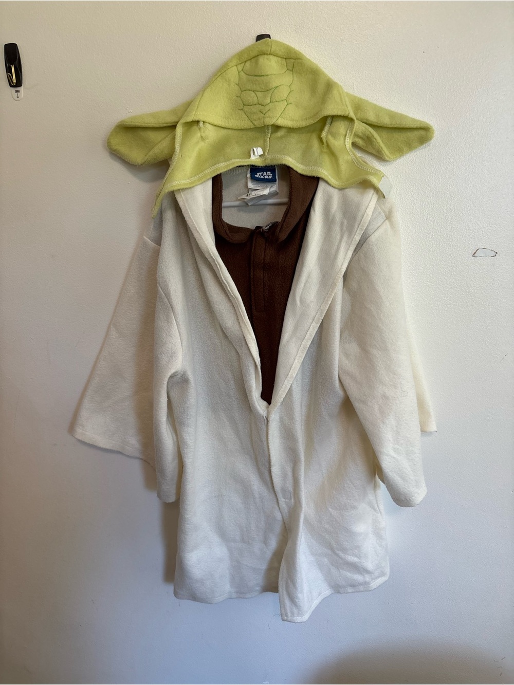 Star Wars Yoda 3T 4T costume Hooded Coat and hat - Cream & Green